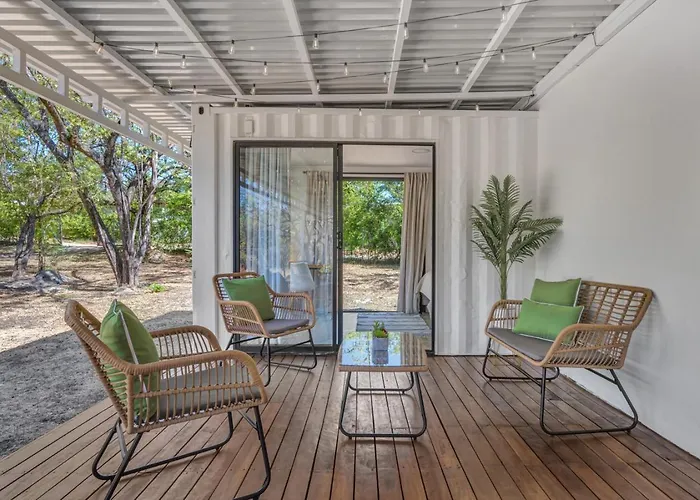 Fa Tropical 2 Story Retreat With Pool Near Tama Ferienhaus